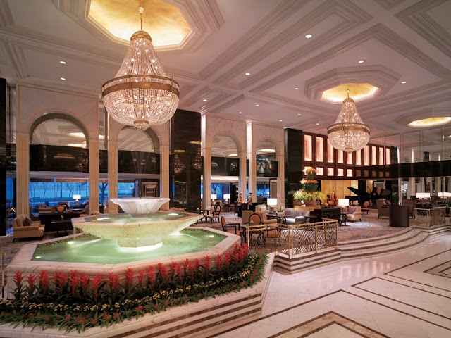 Lobby Lounge at Kowloon Shangri-La