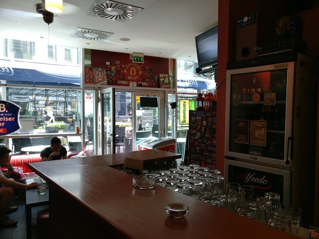 EuroCafe Pub
